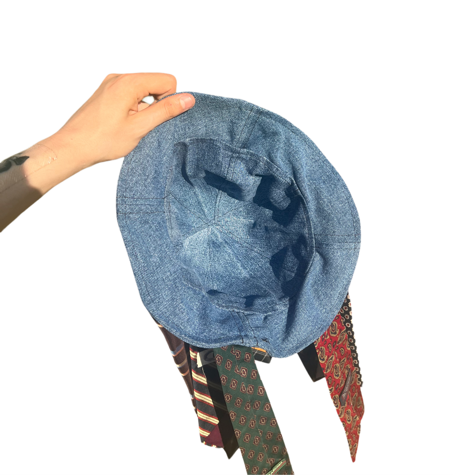 Tie bucket hat (long ties)